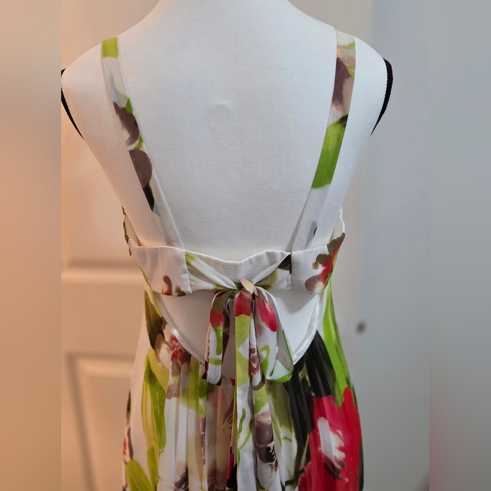 Formal floral maxi dress - Picture 4 of 10